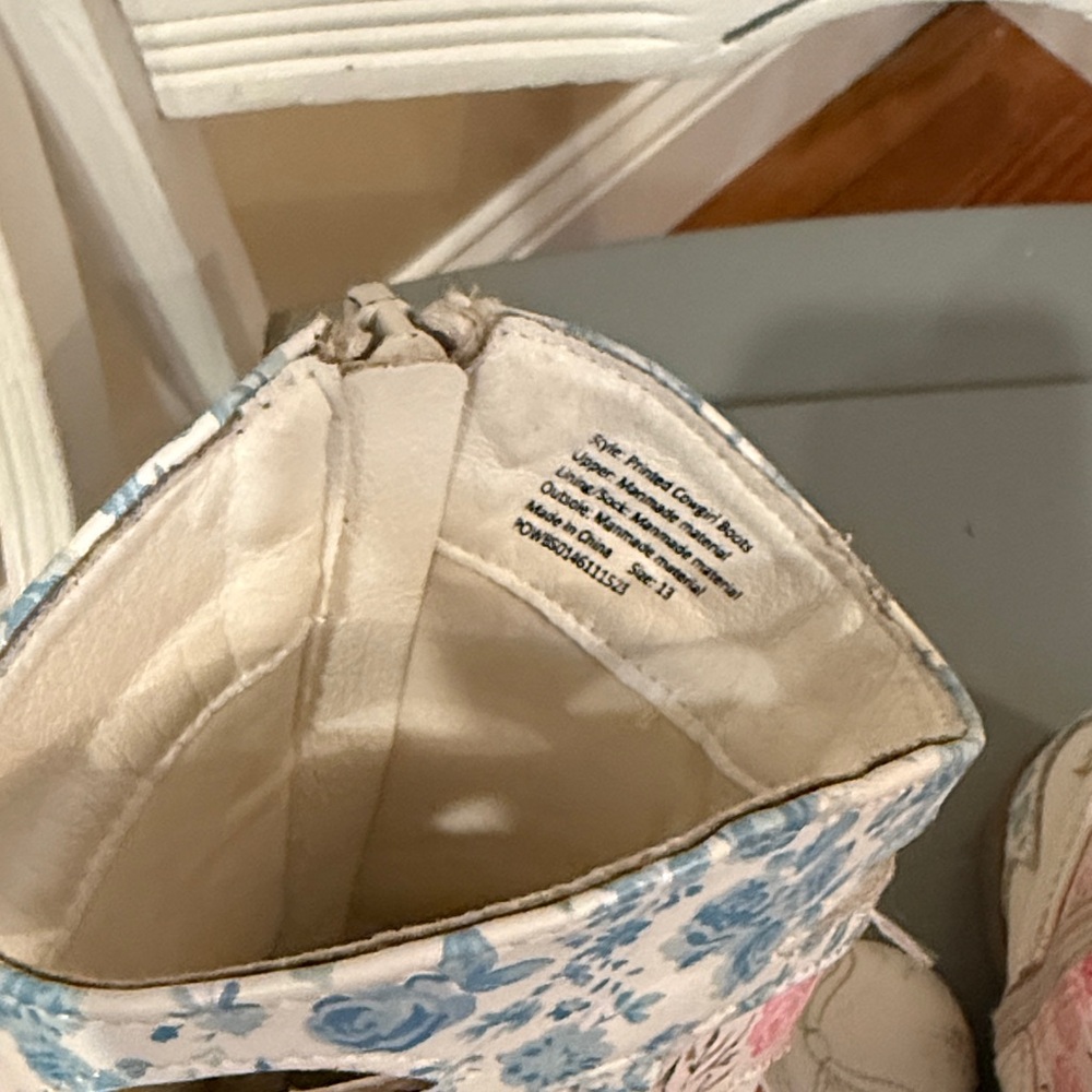 SweetHoney Floral Kids Boots - White and Pink - Picture 5 of 5